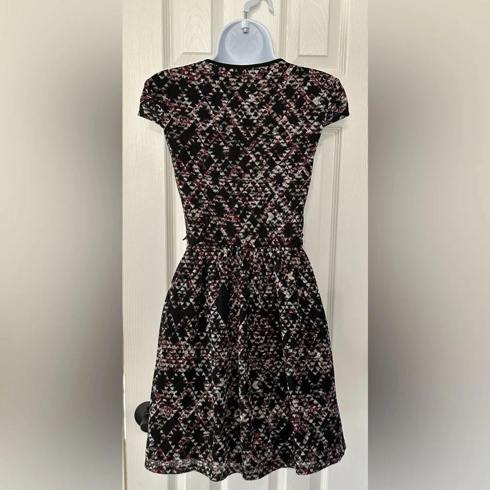 City Triangles Geometric Fit & Flare Dress | Size Small - Picture 3 of 3